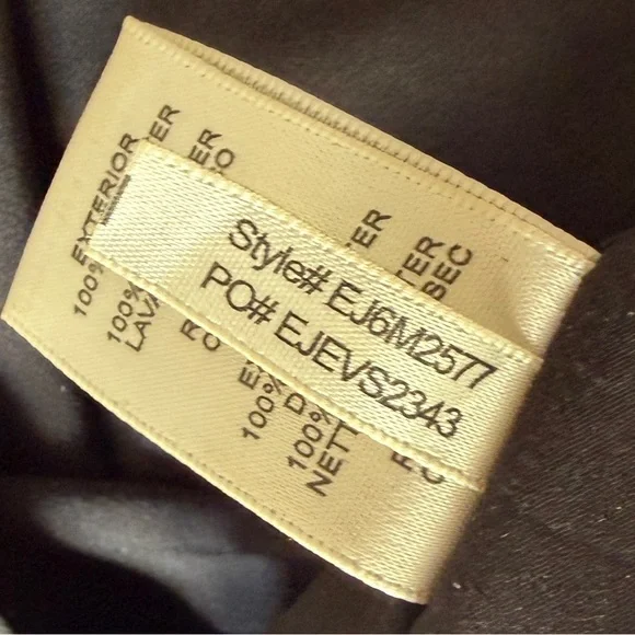 Eliza J Seamed Crepe Shift Dress in Black. Size 8 - Picture 7 of 8